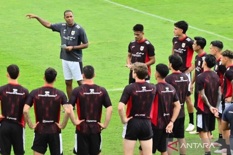 Latihan-Perdana-Timnas-Indonesia-260525-fik-3